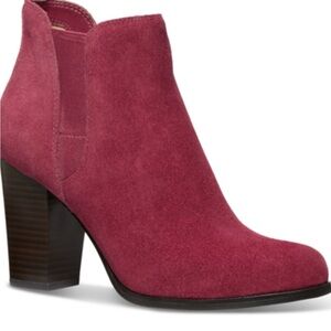 MICHAEL KORS EVALINE HEELED BOOTIE Size 9 Heel Height 3 1/2” Color Mulberry